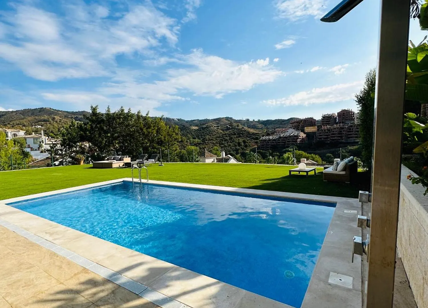 Villa Issa Private Loft In Marbella